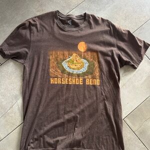 Retro vintage Horseshoe Bend Graphic Tee large brown orange